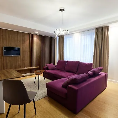 Vernescu 1 Residence, Luxury, Downtown, Parking アパート