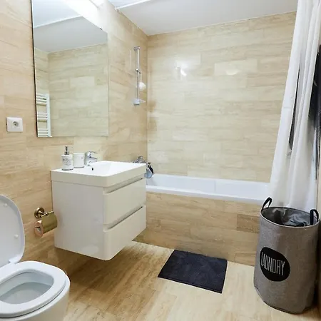 Daire Vernescu 1 Residence, Luxury, Downtown, Parking Bükreş