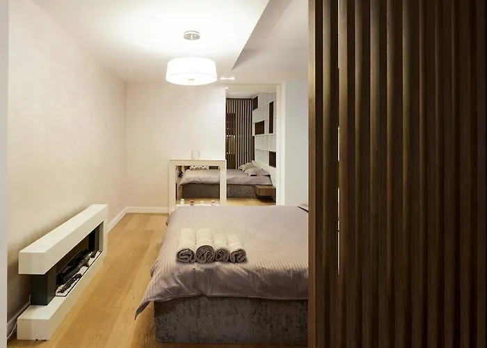아파트 Vernescu 1 Residence, Luxury, Downtown, Parking *
